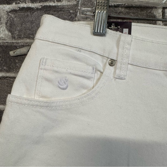 NWT Gloria Vanderbilt Amanda Jeans Classic fit Tapered leg Mid rise White - Picture 3 of 11